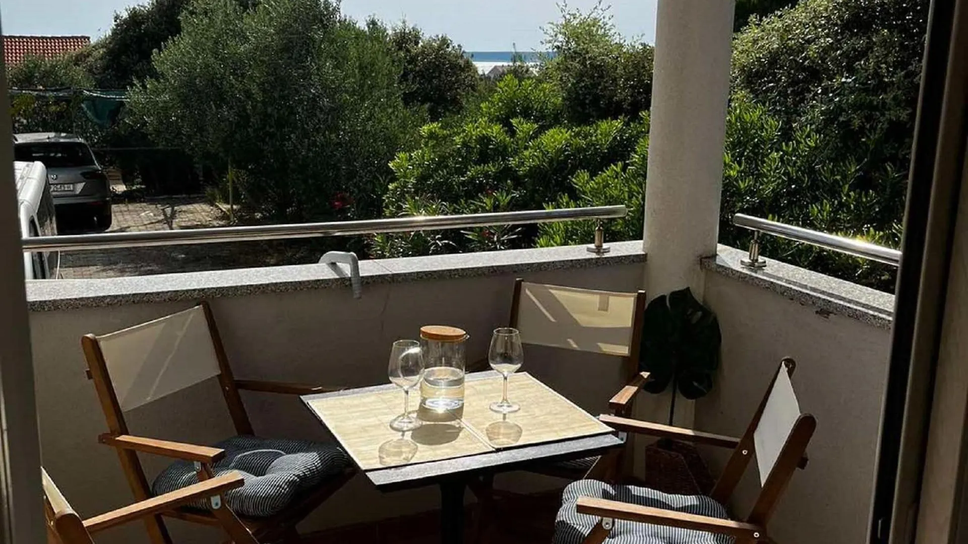 Spacious Apartment In Mandre With Terrace