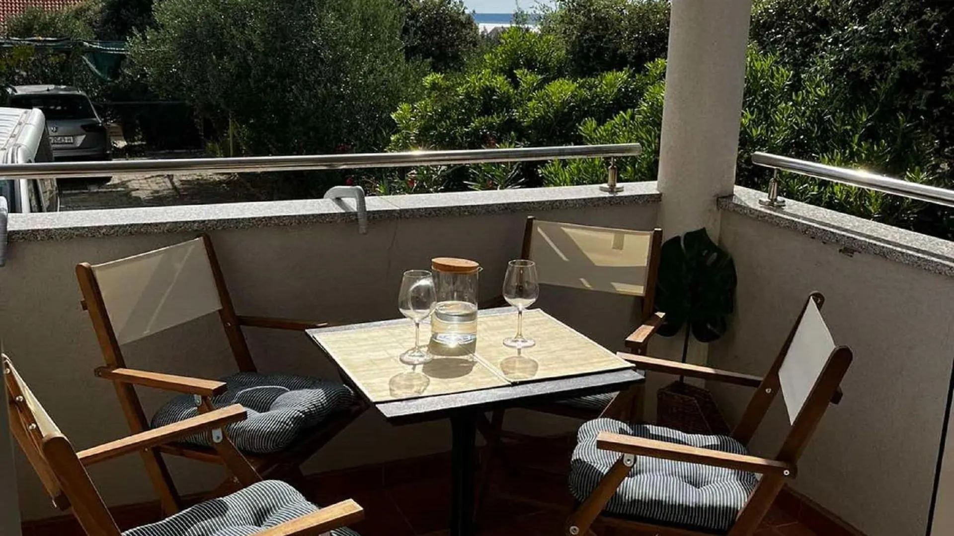 Spacious Apartment In Mandre With Terrace